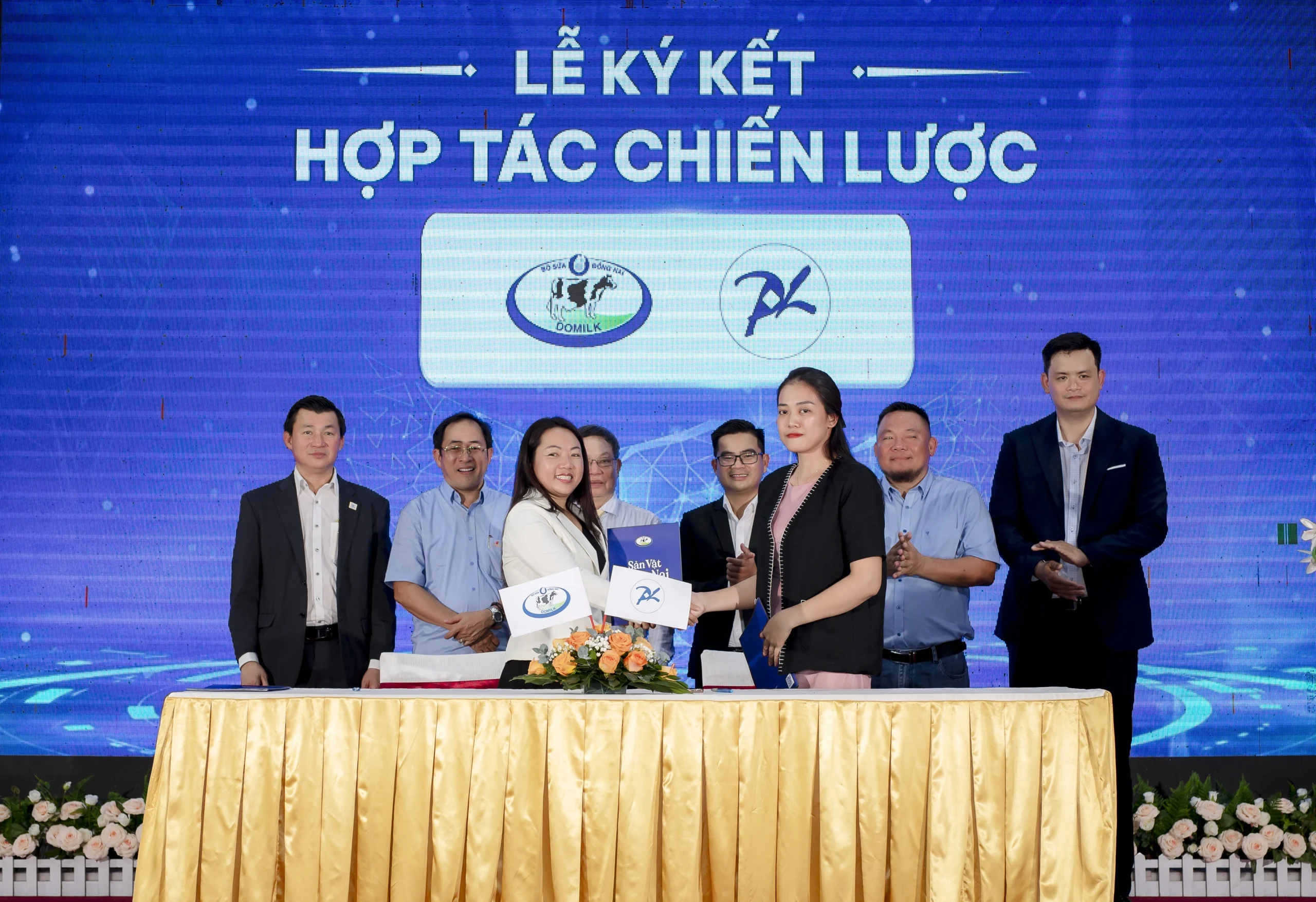 Le Ky ket hop tac giua Cong ty Co phan Tram dung Phuc Loc va Cong ty Co phan Domilk scaled