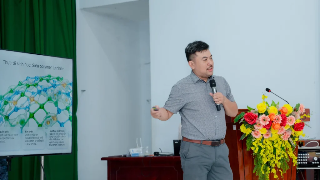 TS. Nguyễn Bảo Việt - Trường Đại học Nông Lâm TP.HCM trình bày tham luận