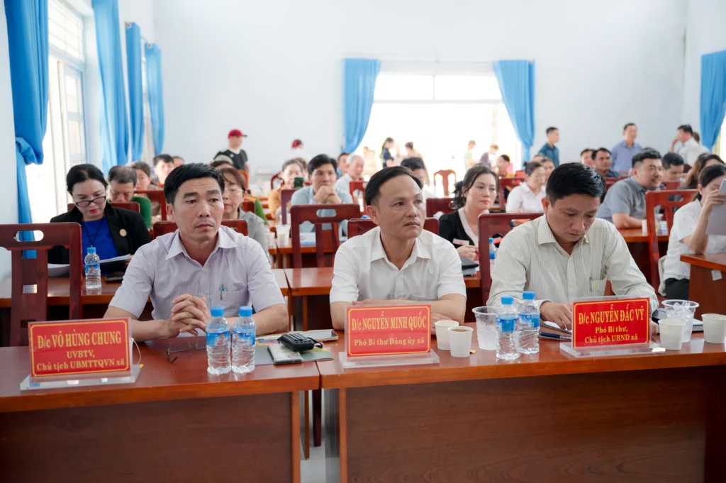 Lãnh đạo xã Tân Lập tham dự và chỉ đạo Hội thảo