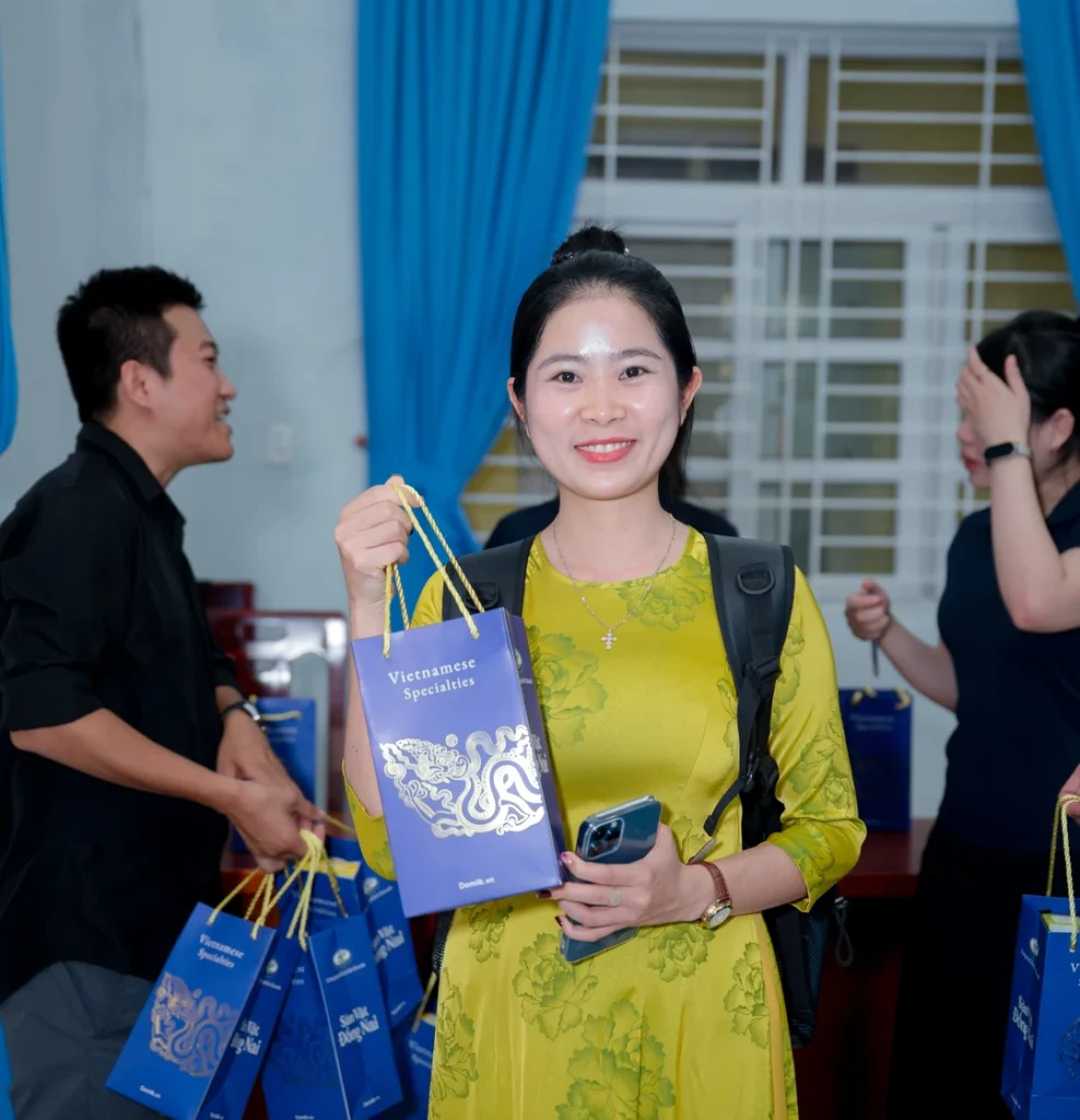 Hoi thao mu trom 3