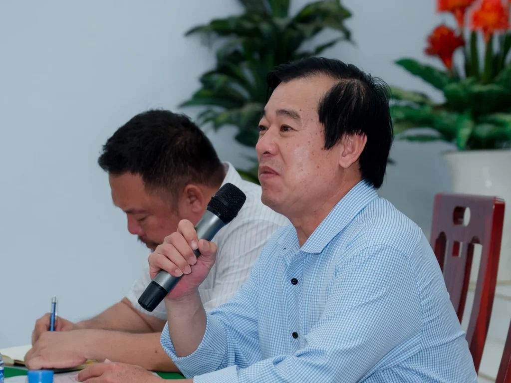 Hoi thao mu trom 7