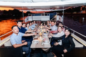 Tiệc tri ân khách hàng Domilk cùng Nhà phân phối trên sông Sài Gòn
